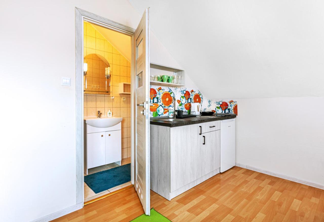 Goscinne Panda Homestay Karwia