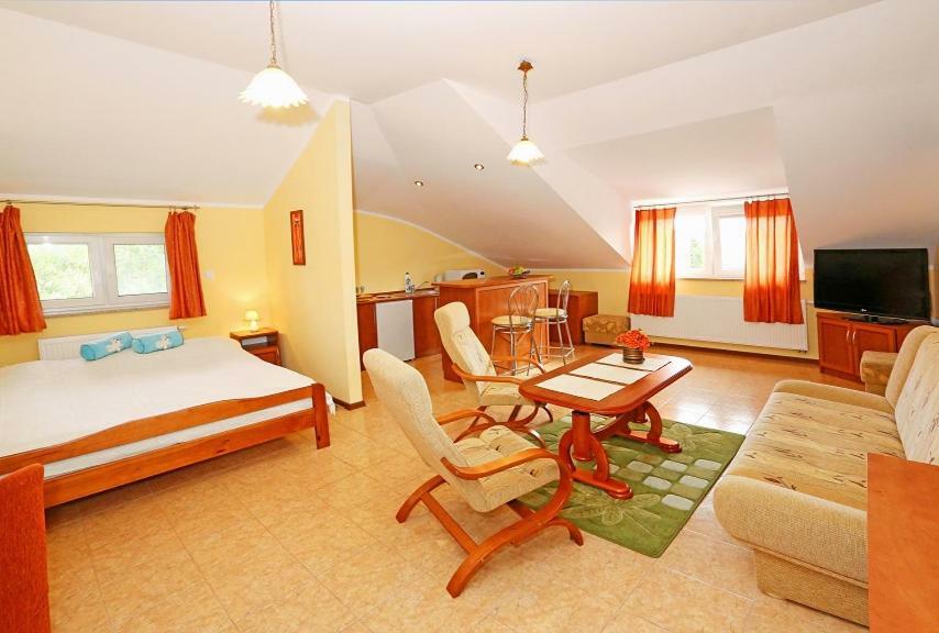 Goscinne Panda Homestay Karwia